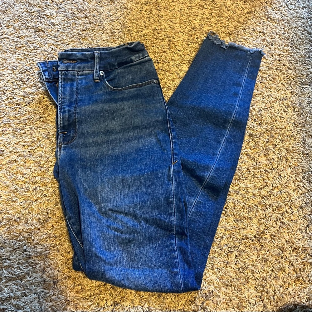 Good American fringe skinny jeans